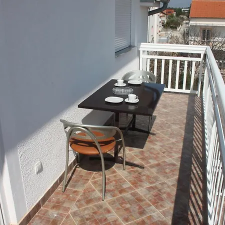 Apartment Miletic J-i *