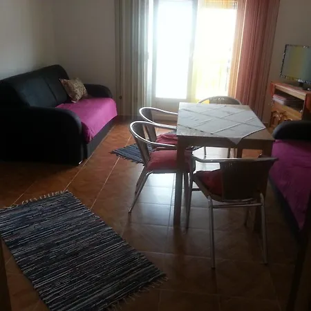 Miletic J-i Apartment *