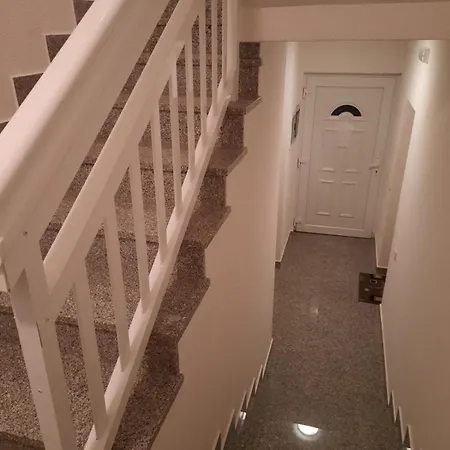 Miletic J-i * Vodice