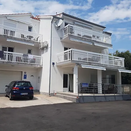 Miletic J-i * Vodice